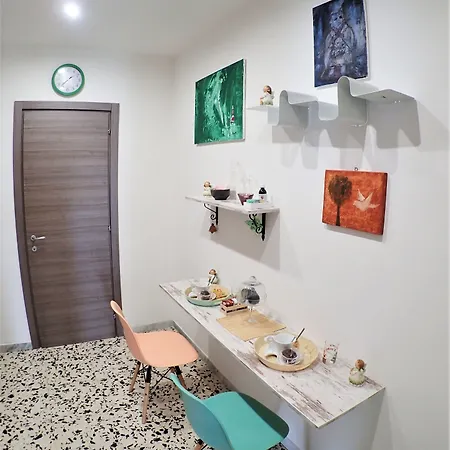 Art Centro לינה וארוחת בוקר 3*